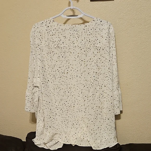 Apt. 9 White and Black Speckled Blouse - Picture 7 of 10